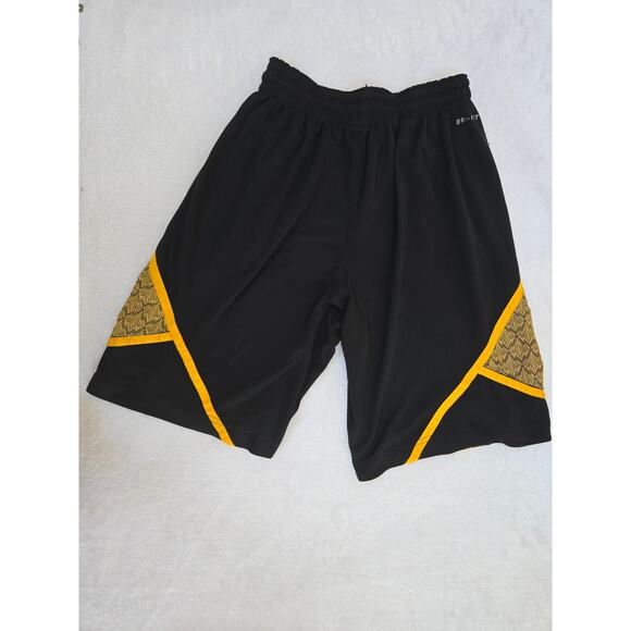 Vintage Kobe Bryant Black Mamba Nike Dri-Fit Basketball Shorts size Small - Picture 5 of 6